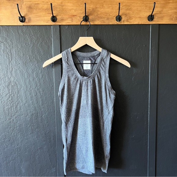 Athleta Seamless Tank - Picture 3 of 9